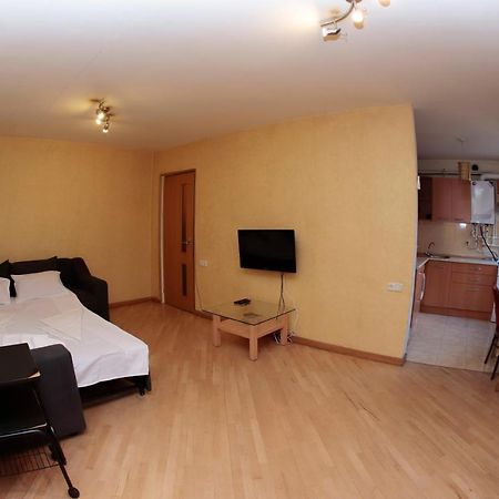Am Studio Apartment Yerevan Bagian luar foto