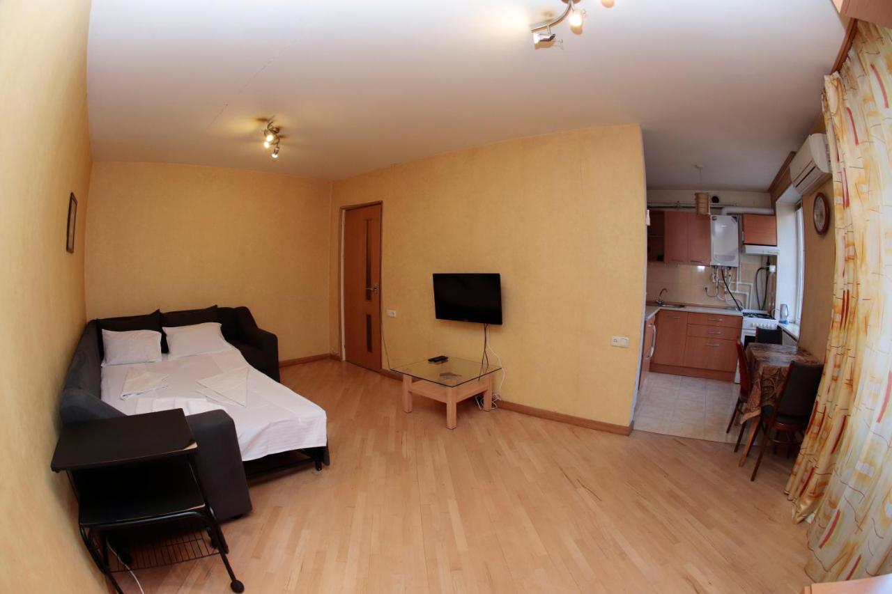 Am Studio Apartment Yerevan Bagian luar foto